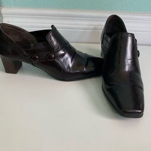 Kelly and Katie Brown Heel Shoes